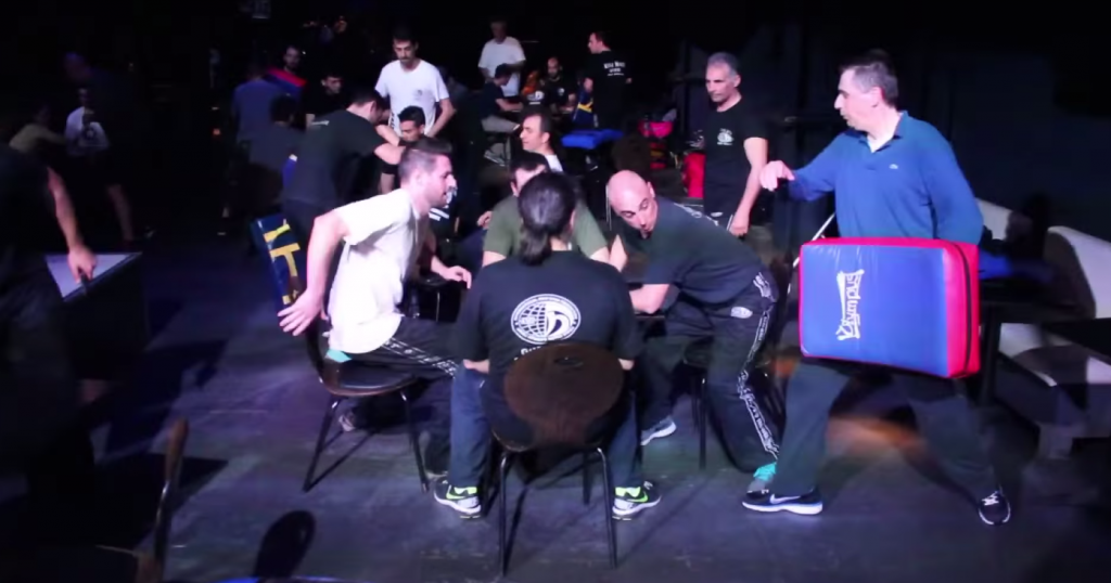 Seminar autoapărare - luptă în club / bar / discotecă